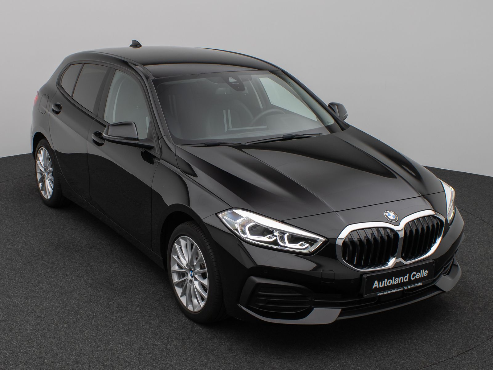 Fahrzeugabbildung BMW 118i DAB WLAN PDC Geschwindigkeitsreg Sport LED
