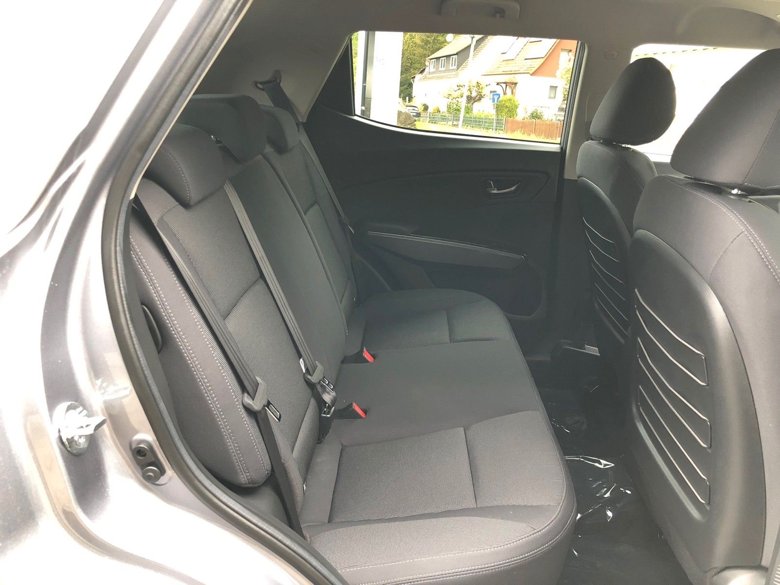 Fahrzeugabbildung KGM Tivoli+QUARZ+SH+KAMERA HINTEN+TAGESZULASSUNG++++