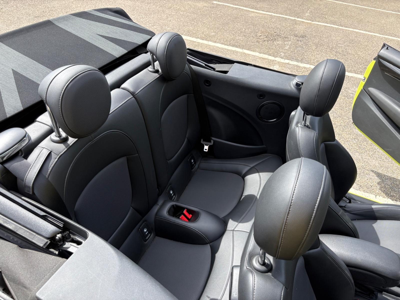 MINI Cooper S Cabrio 