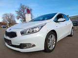 Kia cee'd / Ceed FIFA World Cup Edition - Kia cee'd / Ceed mit Diesel-Antrieb: Kleinwagen, mit Klimaanlage