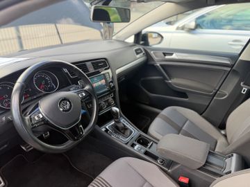 Volkswagen Golf - 7