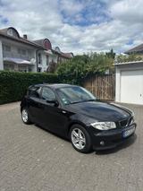 BMW 118i - Automatikgetriebe / wenig Laufleistung - BMW 118 aus 2006: 118i