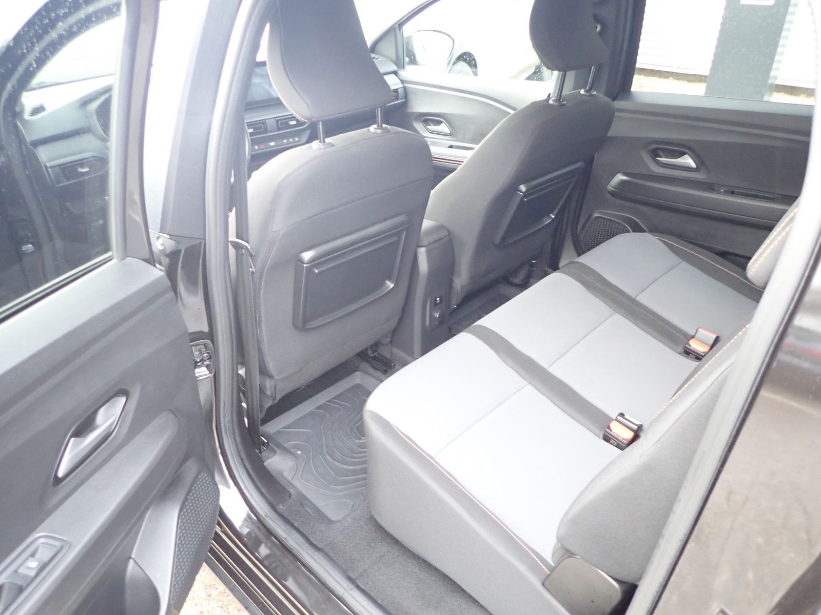 Fahrzeugabbildung Dacia Jogger Extreme ECO-G 100