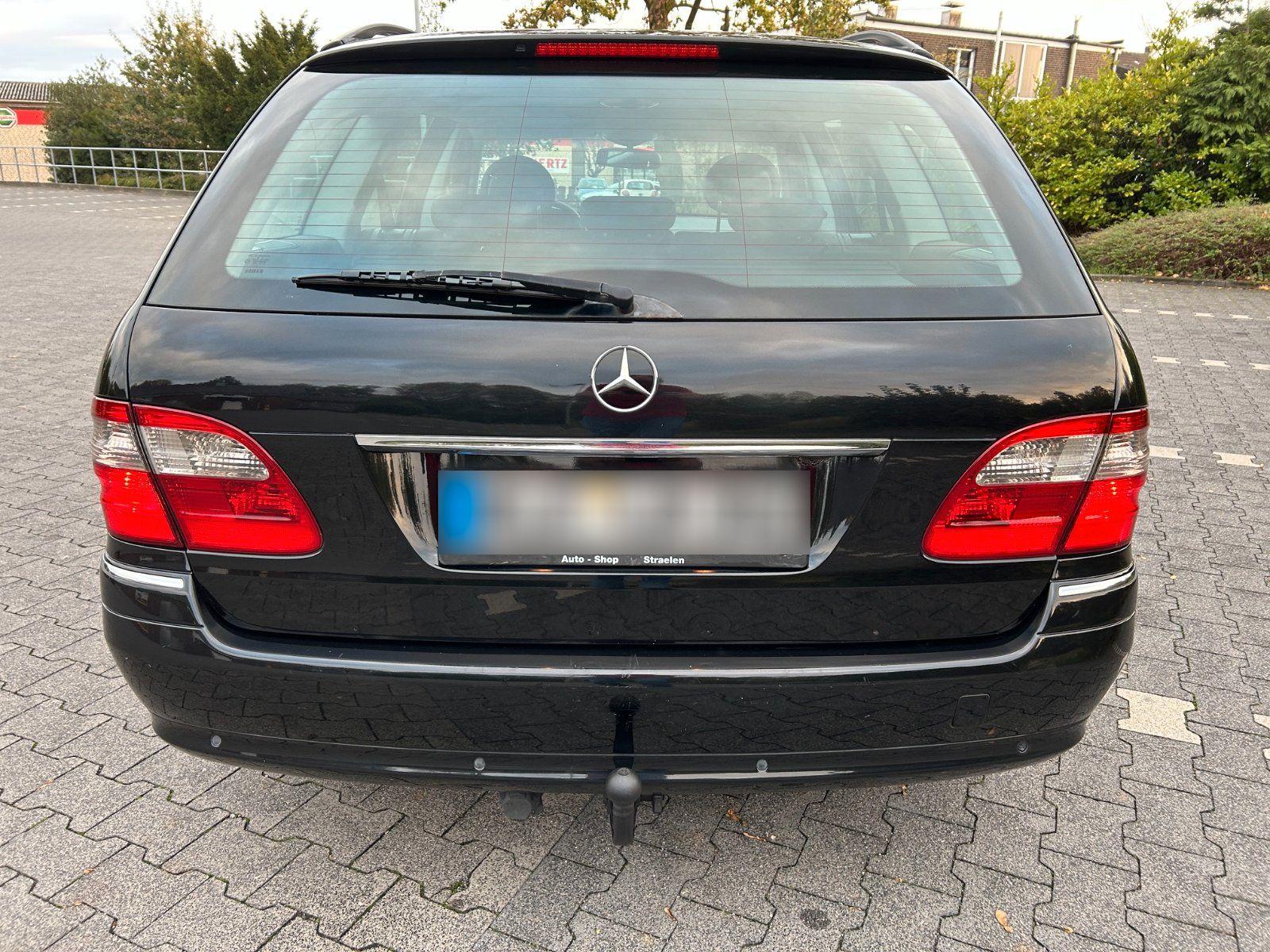 Mercedes-Benz E270 2004 — photo 14