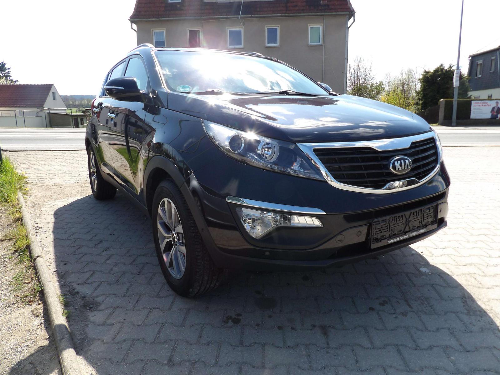 Kia Sportage Dream Team, Navi, Klima, AHK, HU-AU NEU