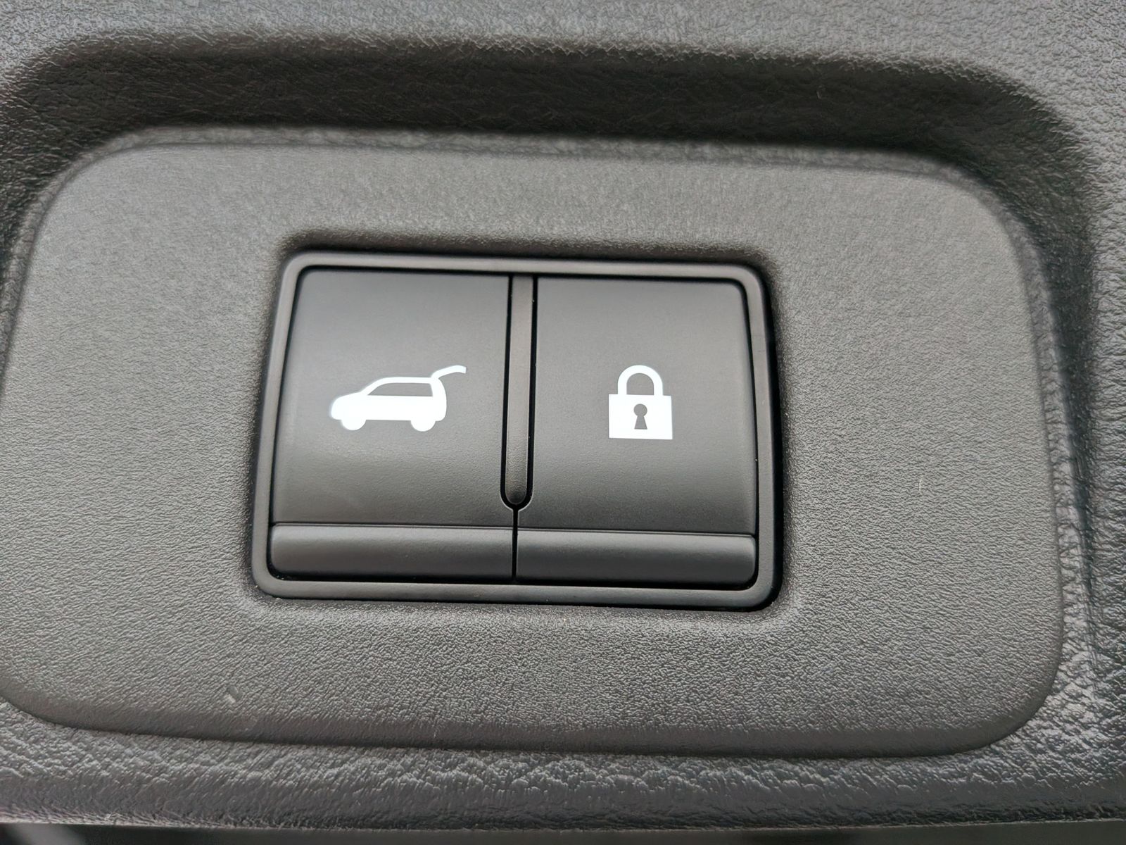 Fahrzeugabbildung Nissan X-Trail 1.5 e-Power e-4 Tekna Bose HUD LED+ 20"