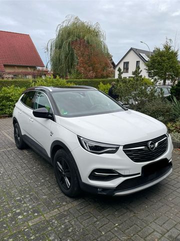 Opel Grandland X - 120 Jahre Edition