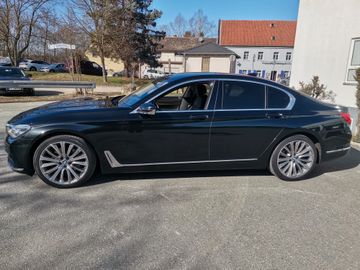 BMW 730 - 2