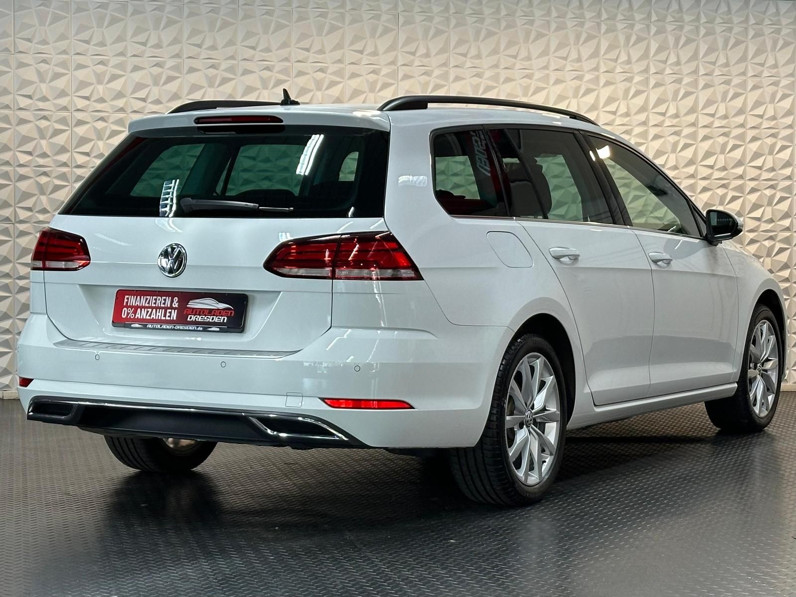 VW Golf Variant 1.5TSI HIGHLINE* LED#SHZ#LH#PDC#NAV - Image 8