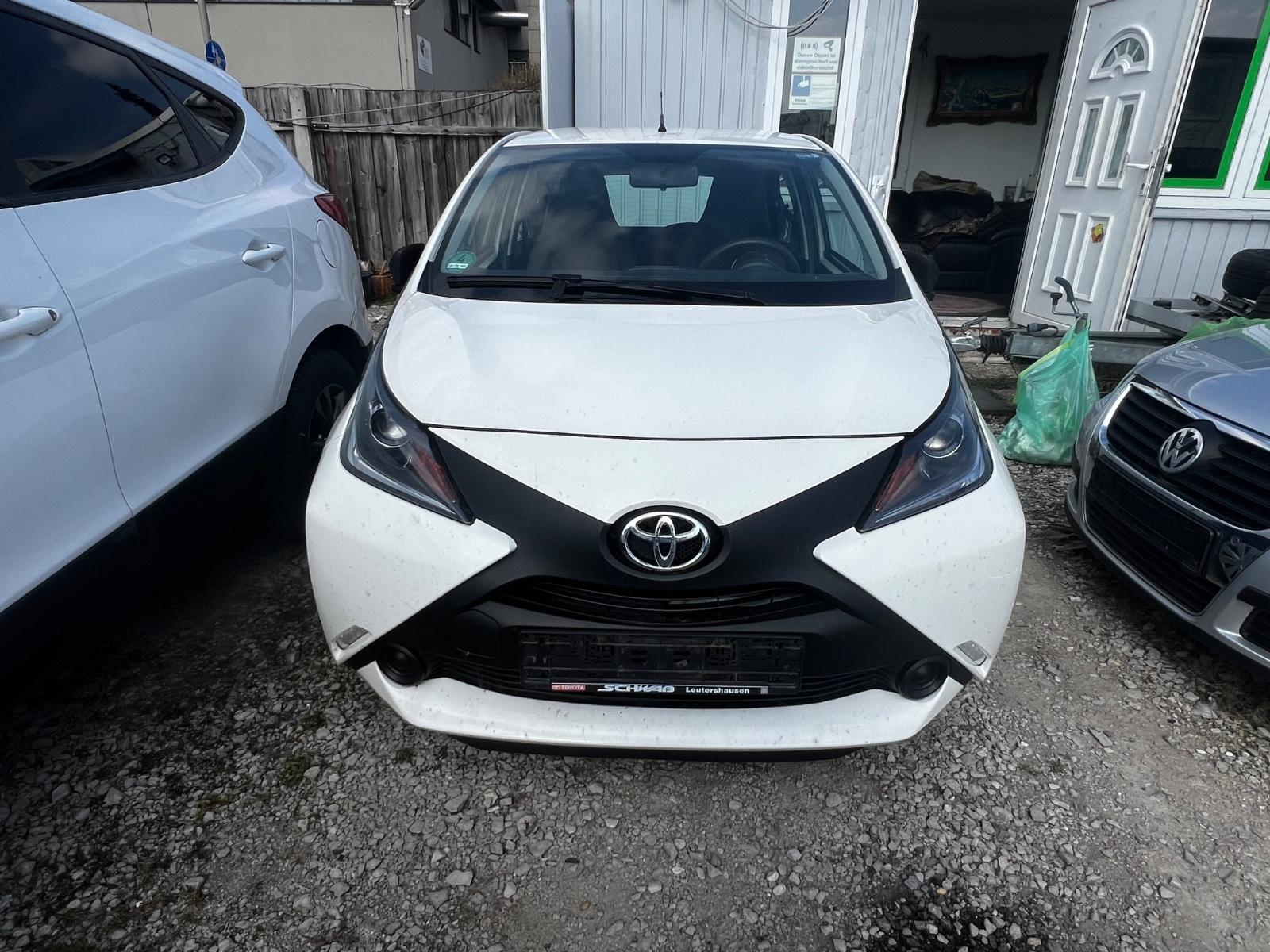 Toyota Aygo AYGO x