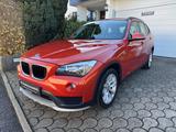 BMW X1 18i sDrive Automatik *Winter + Sommerräder*SH - BMW: Orange