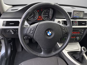 BMW 318 - 10