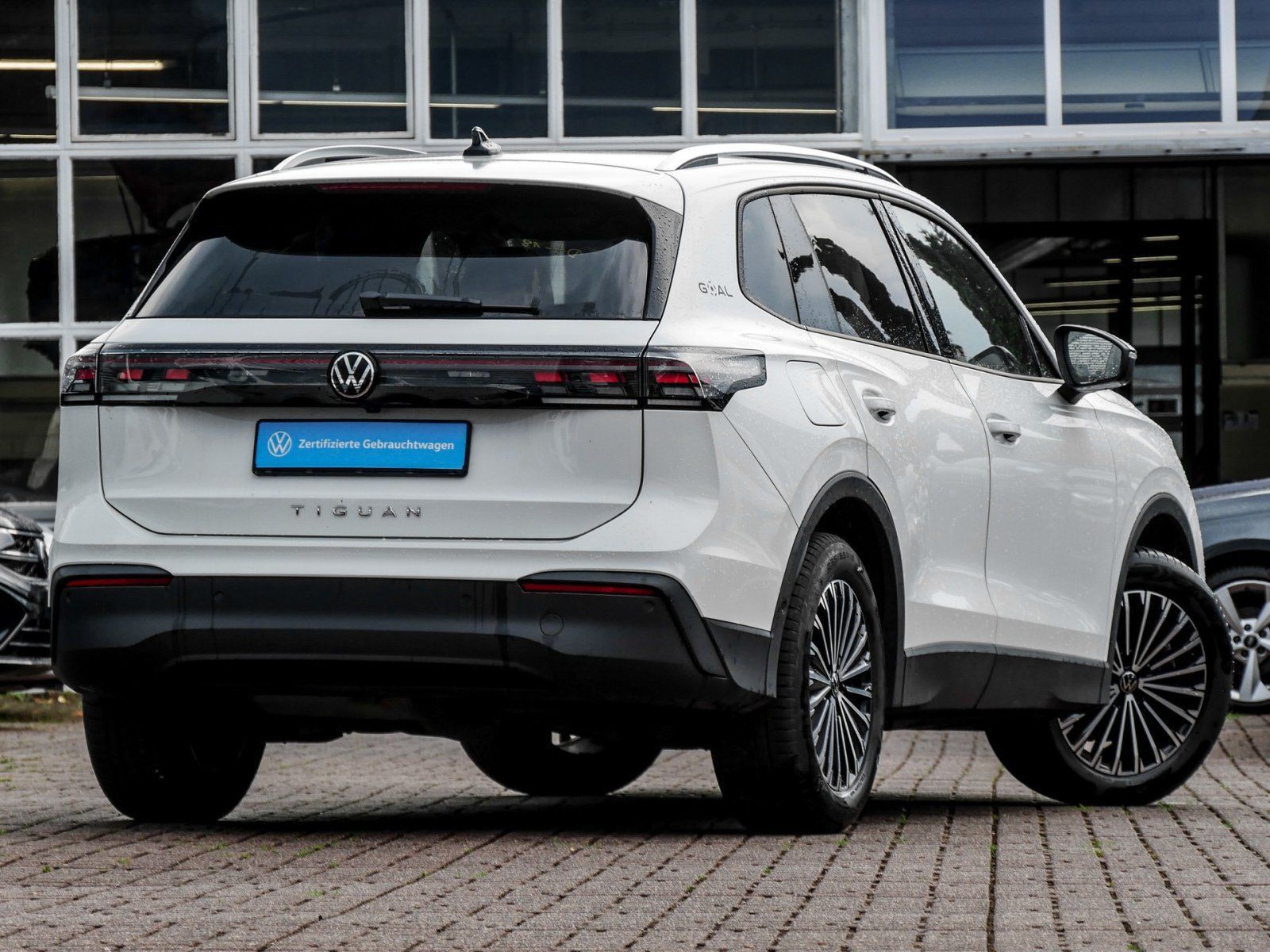 Volkswagen Tiguan - Bild 2