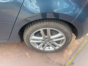 Volkswagen Golf - 10