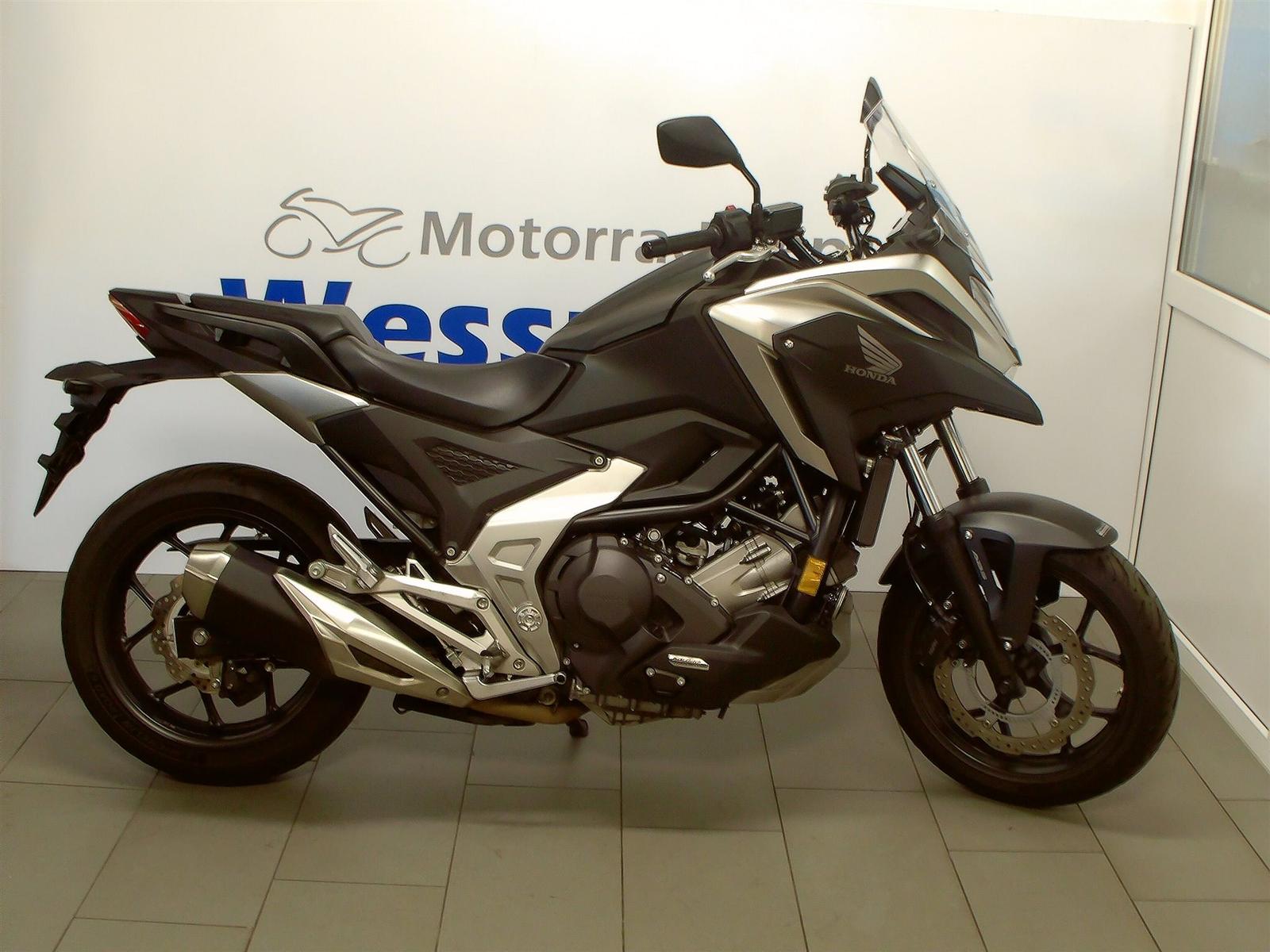 Honda NC750X DCT