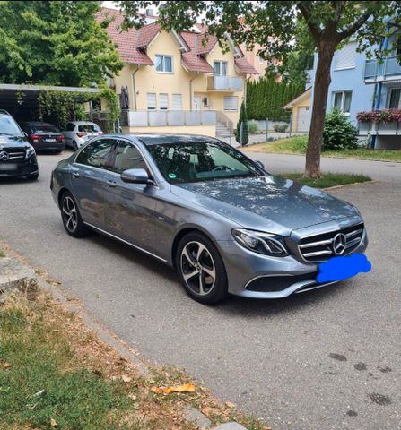 MERCEDES-BENZ Mercedes-Benz E220 Sportstyle Edition