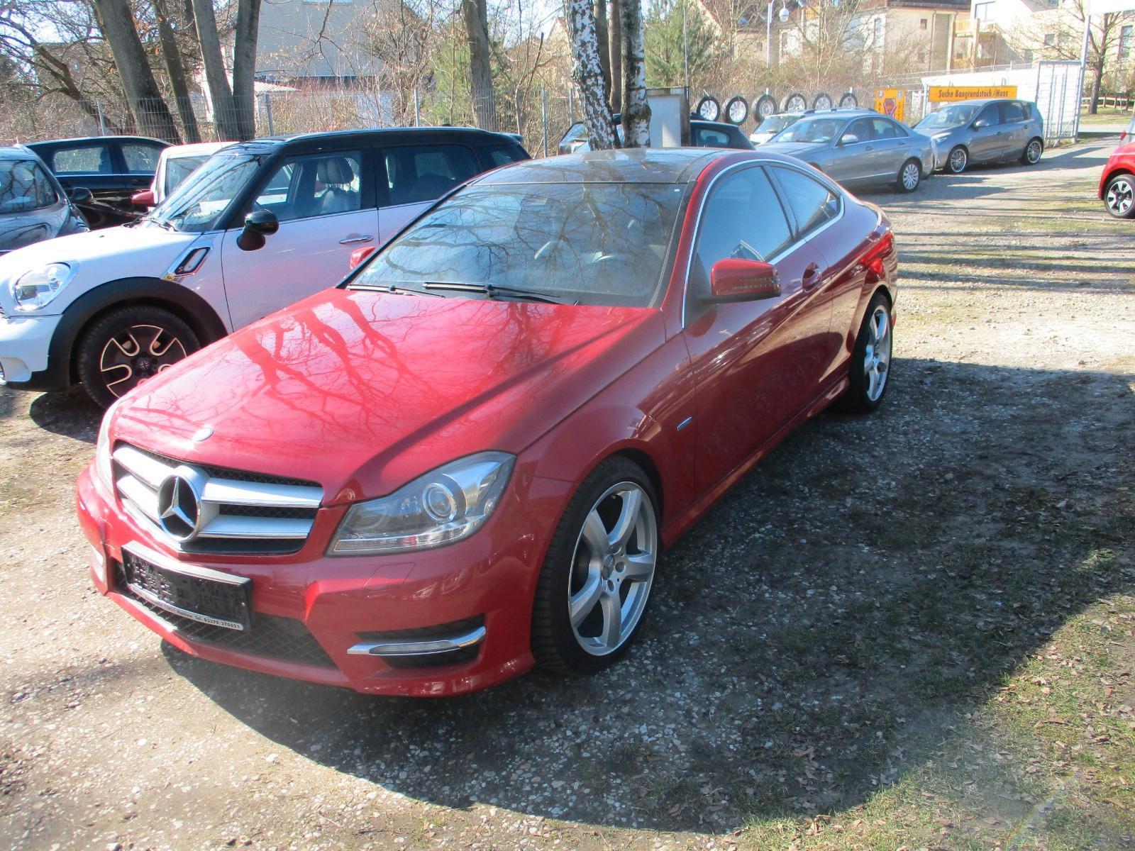 Mercedes-Benz C 180 C -Klasse Coupe  CGI BlueEfficiency