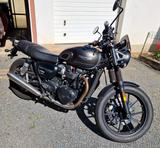 Triumph Street Twin 900