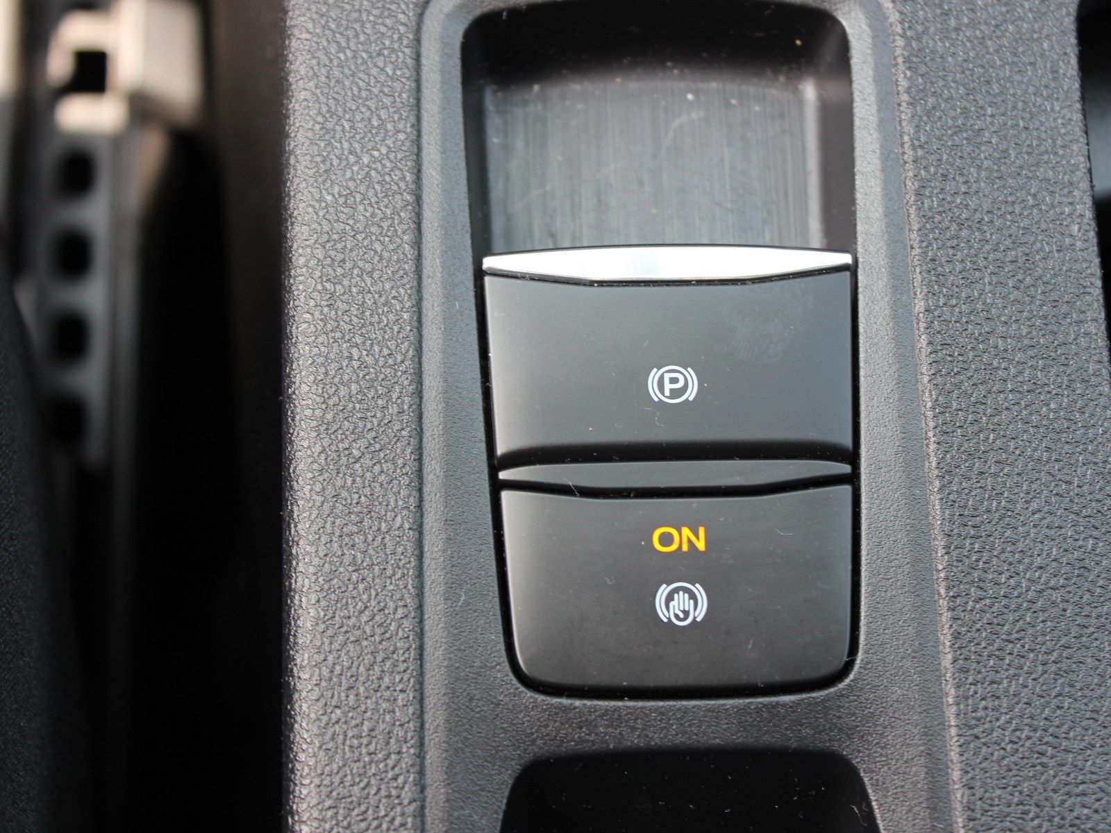 Fahrzeugabbildung Ford Kuga Titanium 1,5 EcoBoost Start/Stopp