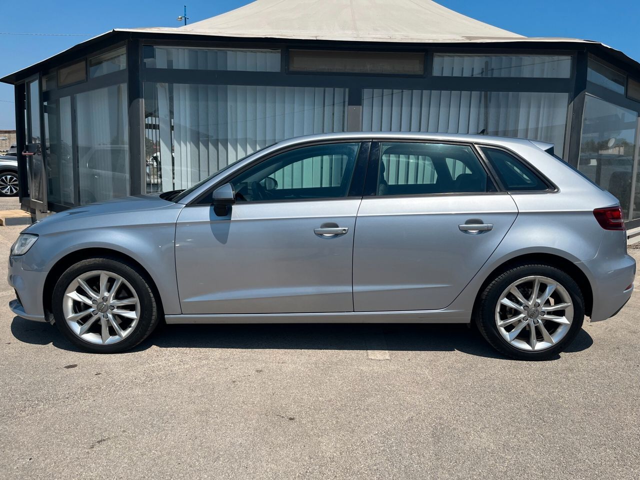 Audi A3 SPB 30 TDI S tronic imagem 2