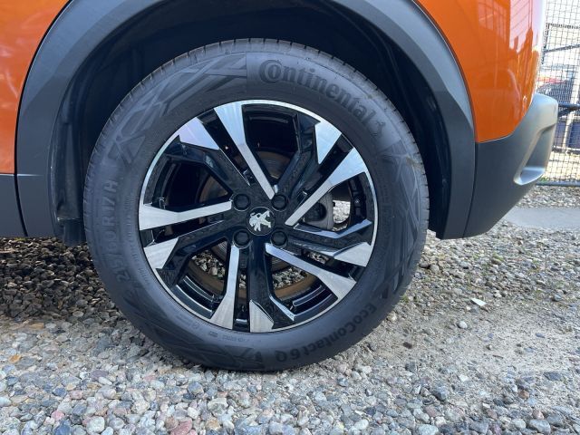 Peugeot 2008 Elektro Allure 136