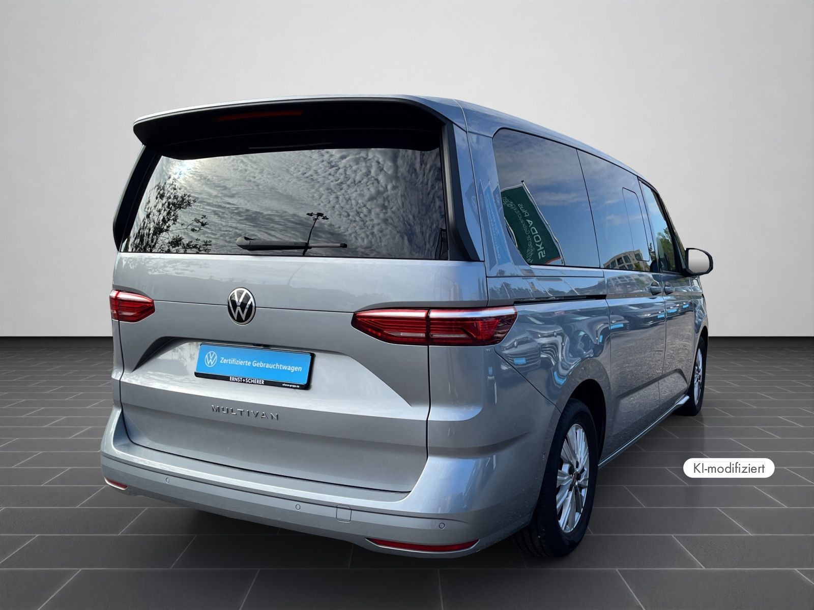 Volkswagen T7 Multivan lang 2.0 TDI DSG 6-Sitze AHK+DCC+ACC imagem 3