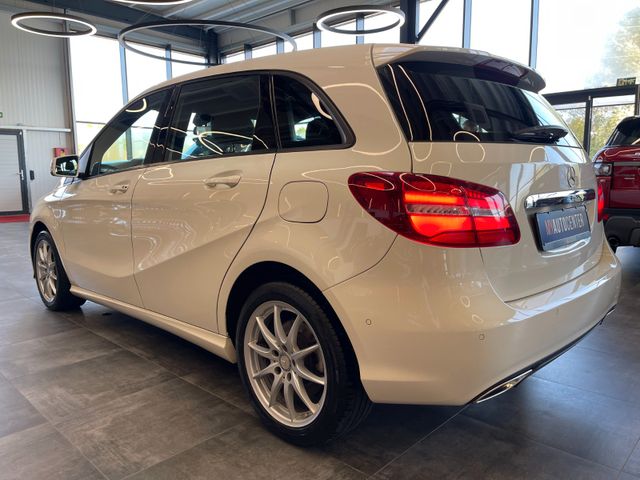 Mercedes-Benz B 250 B -Klasse 4Matic *1.HAND*19%*LED*TEMP*SZHZ