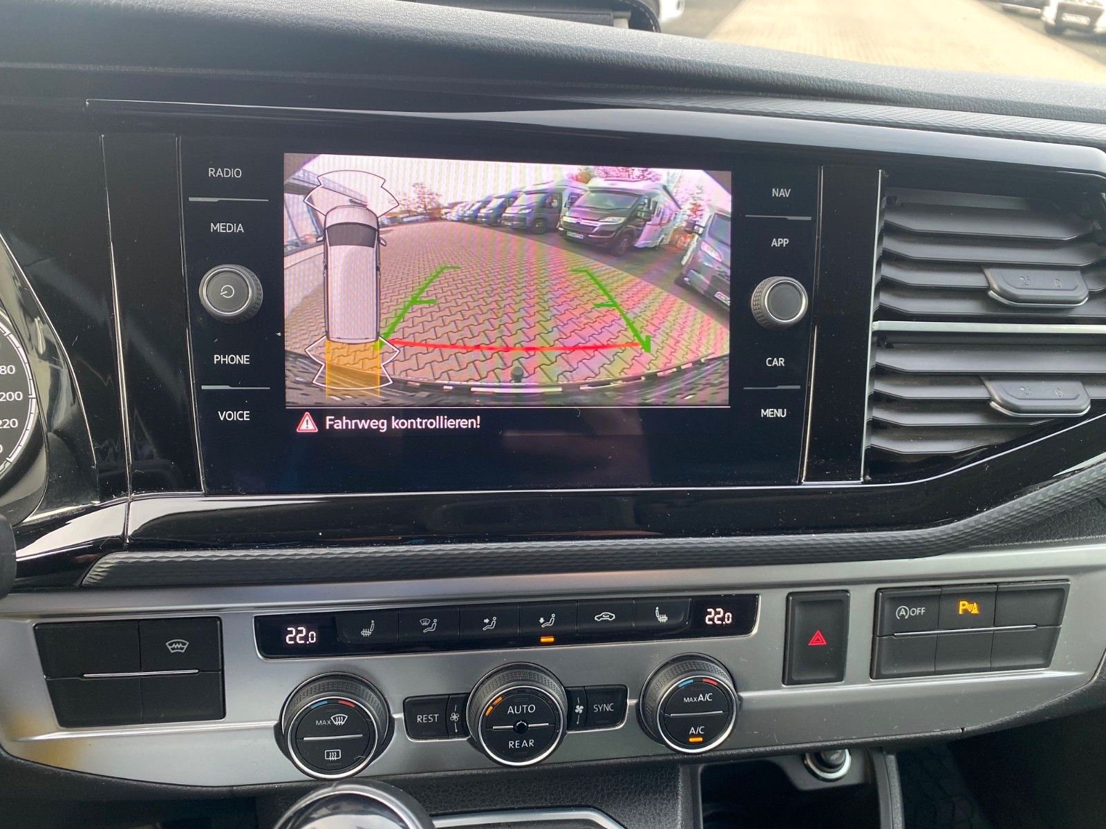 Fahrzeugabbildung Volkswagen T6 Multivan 6.1 Trendline