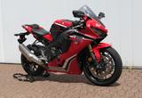 Honda CBR1000RR - HONDA CB1
