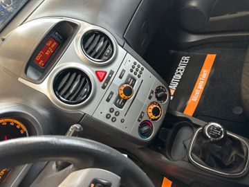 Opel Corsa D Selective *Klimaanlage*