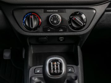 Hyundai i10 1.0 Edition 30 Fernlicht-Assistent Sitzhzg.