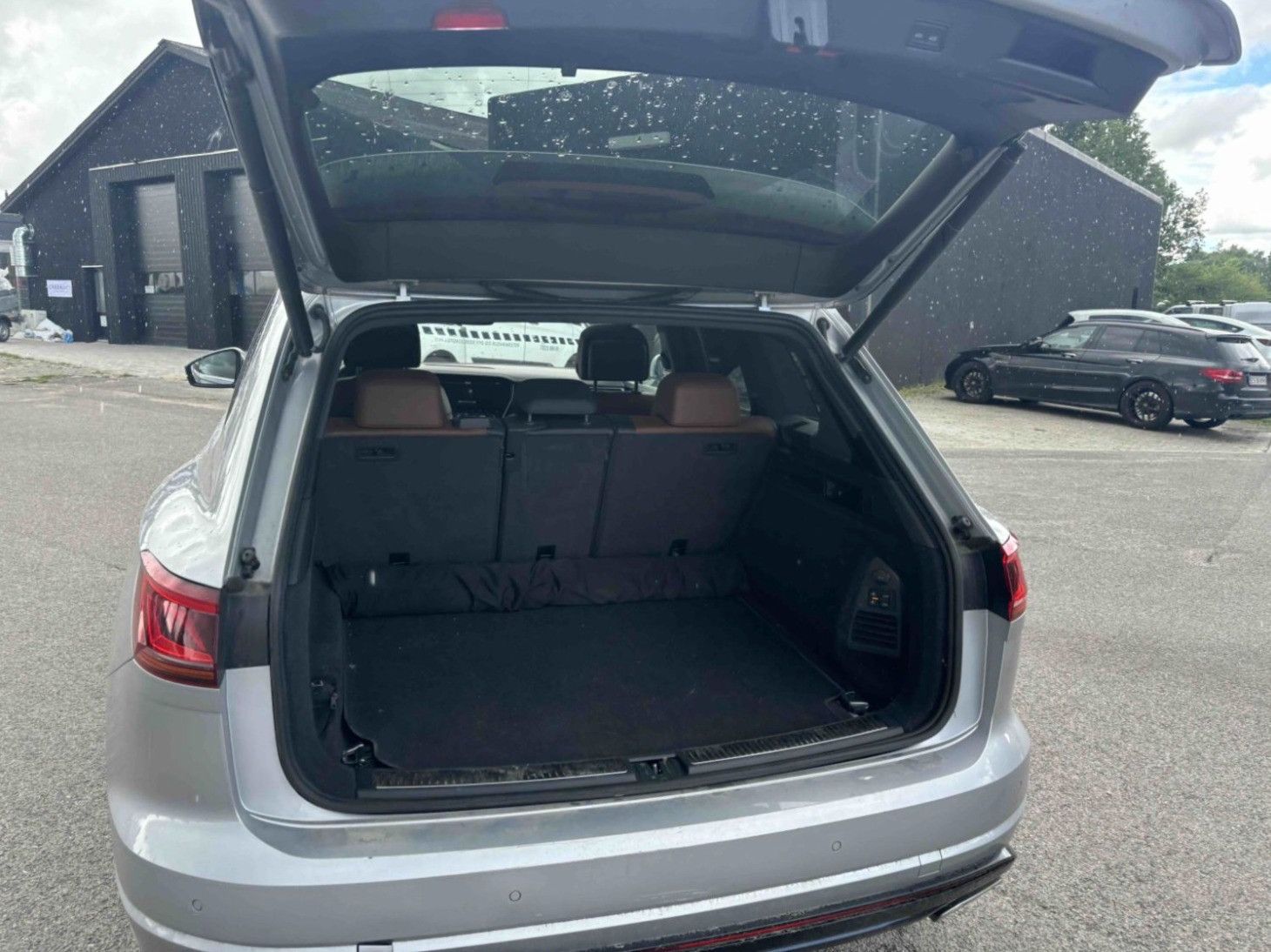Volkswagen Touareg Atmosphere*R-Line*Matrix*Pano*DYNAUDIO* foto 15