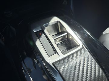 Peugeot 2008 - 11