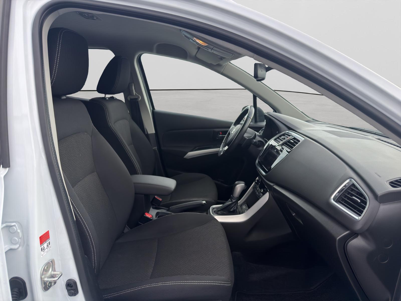 Suzuki SX4 S-Cross 1.4 Aut. KAM ACC XEN APP NAV TÜV NEU