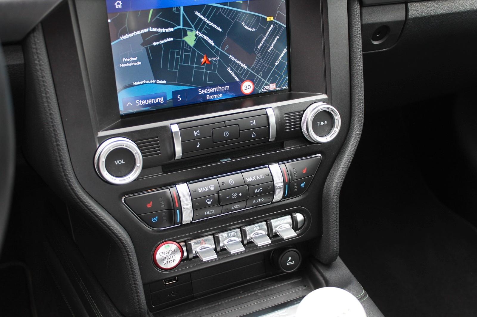 Ford Mustang Bullitt Fastback, 5.0L. - Unfallfrei