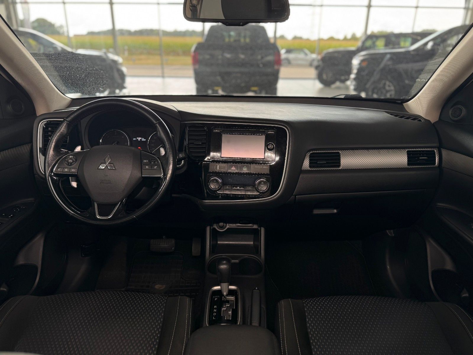 Fahrzeugabbildung Mitsubishi Outlander 2.2 DI-D Plus 4WD  NUR HÄNDLER/GEWERBE