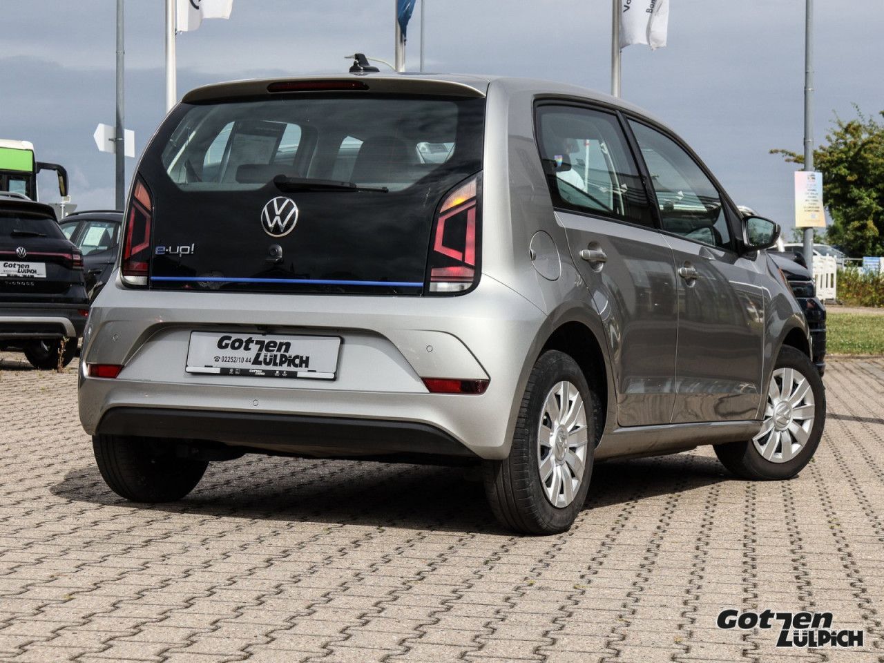 Fahrzeugabbildung Volkswagen e-up! e-up! Fahrerassistenzpaket CCS Bluetooth
