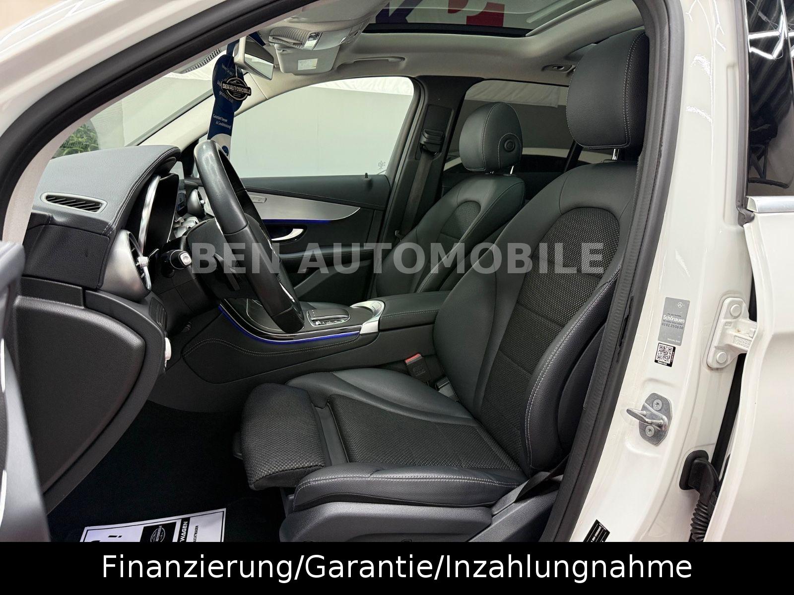 Mercedes-Benz GLC 300d 4Matic PANO+LED+RFK+AHK
