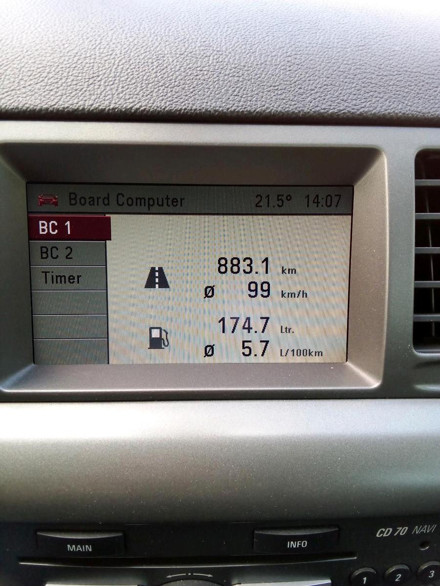 Opel Vectra 2009 — photo 12