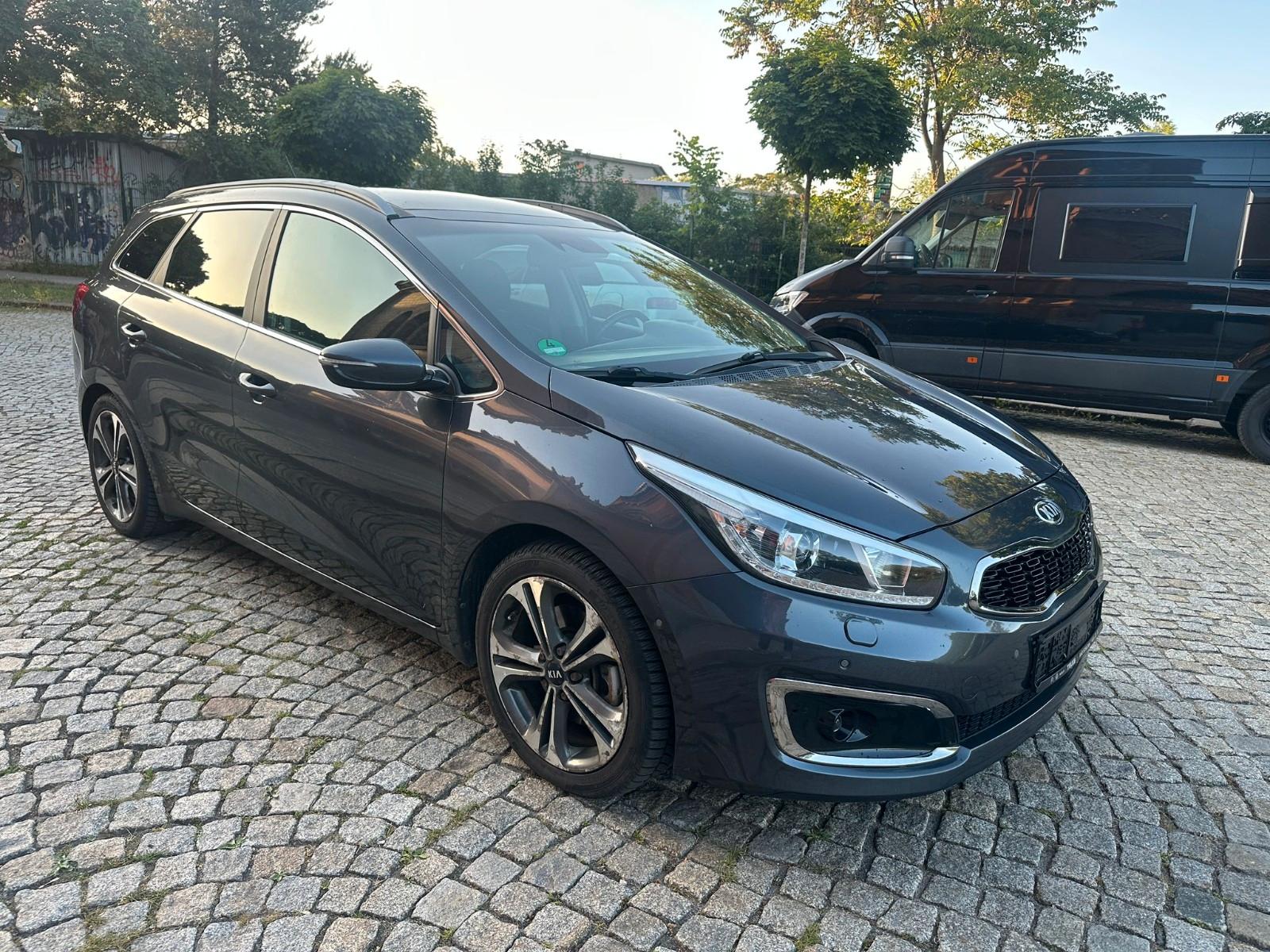 Kia cee'd Sportswagon , Automatik , Pano !!!