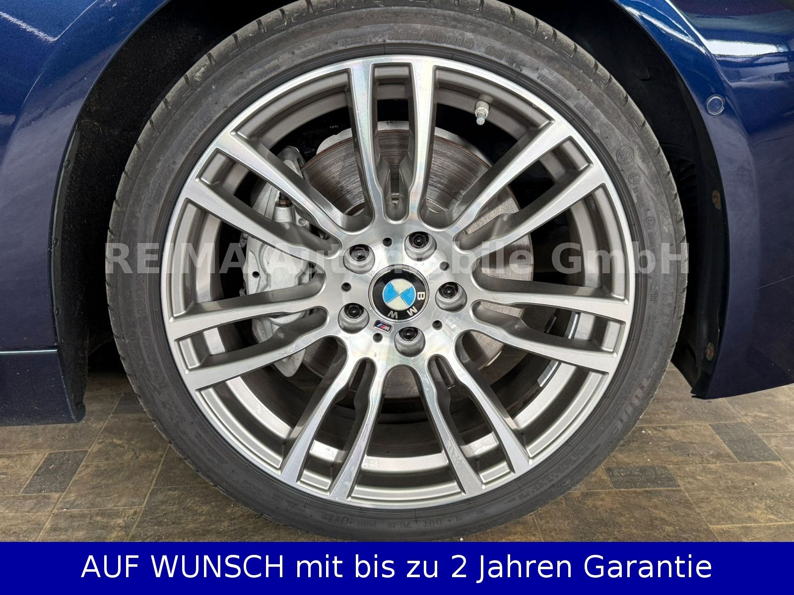Fahrzeugabbildung BMW 335 d xDrive M Sport Touring, HUD, LED, H&K