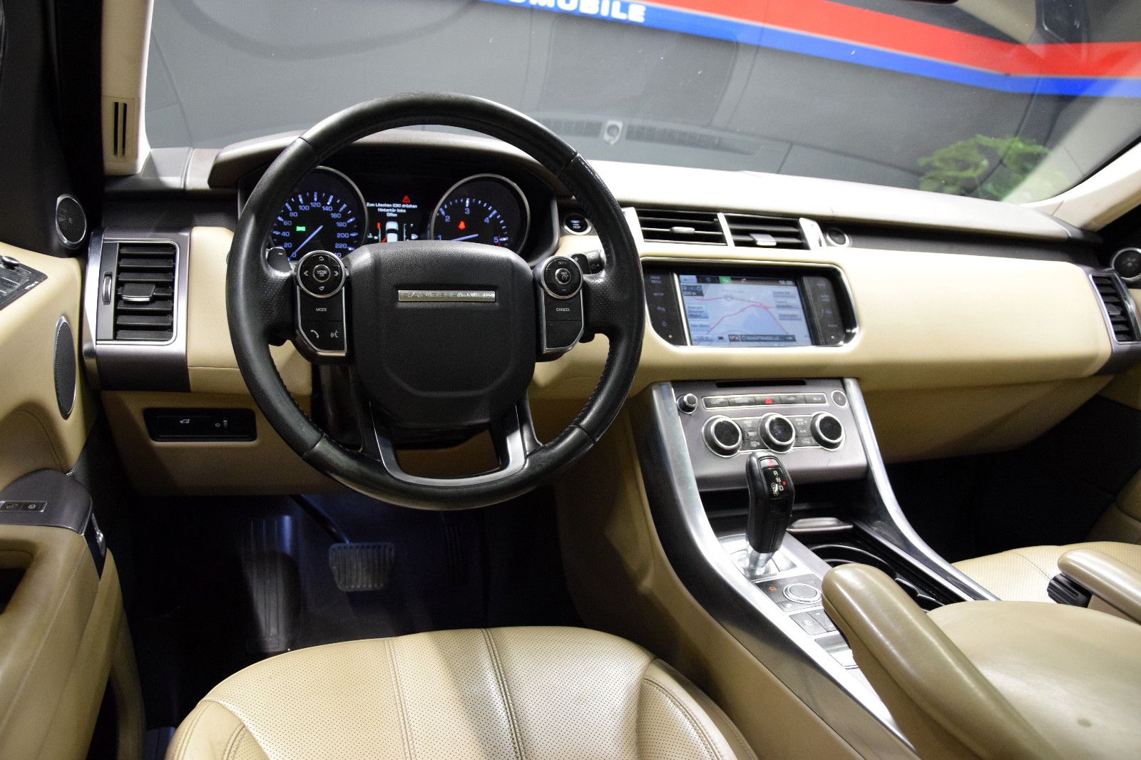 Fahrzeugabbildung Land Rover Range Rover Sport S Pano Leder LED Tempomat
