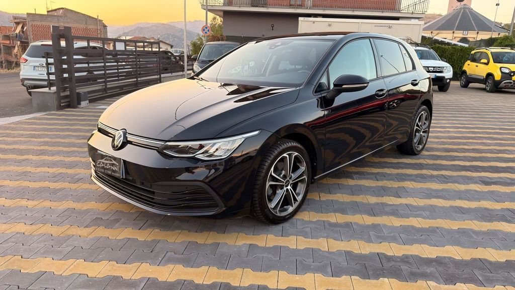 Image of Volkswagen Golf