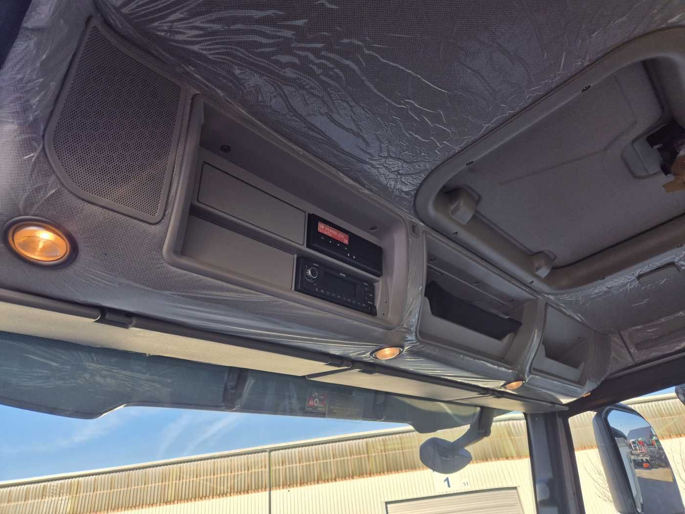 Fahrzeugabbildung Iveco AD360X46Z HR OFF 8x4 Bordmatic Hardox AHK