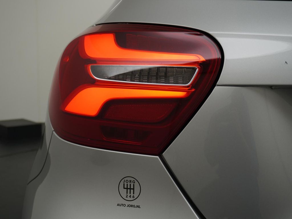 Mercedes-Benz A 160 Sport Edition AMG Styling