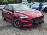 Ford Focus Lim. ST-Line *Leder*LED*Sitzheizung*8-Fach - gebrauchte Ford Focus aus dem Jahr 2021