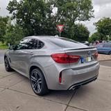 BMW X6 M Unfallfre*Alcantara*Carbon*HarmanKardon*HUD - BMW X6 M mit Anhängerkupplung