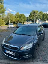 Ford Focus 2.0 Ghia Automatik | TÜV 10/202... - Ford Focus aus 2009: Ghia