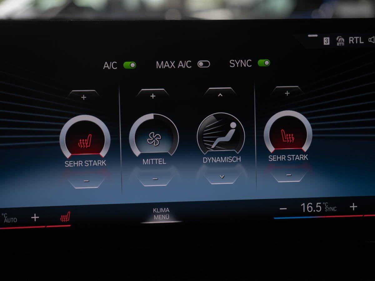 BMW M340i xDrive Touring  *PANO*HUD*H&K*NAVI*
