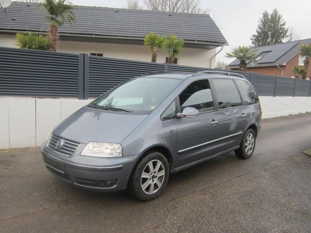 Volkswagen Sharan 2.0 TDI Klimaautomatik Eu-4 AHK PDC 7 Sit